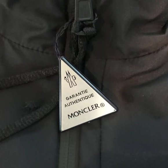 Moncler Men's Half-Zip Gilet Light Down Vest 5 2XL - Picture 10 of 12